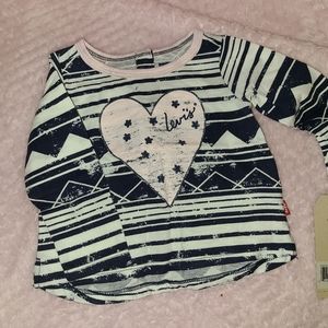 LAST CHANCE NWT Levi's Navy Graphic tee size 3-6M
